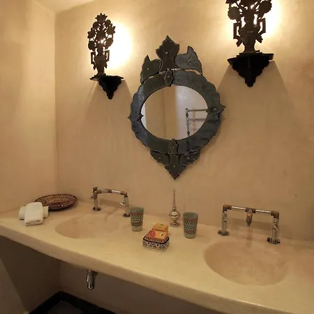 Riad Jardin Des Biehn Fez Room photo